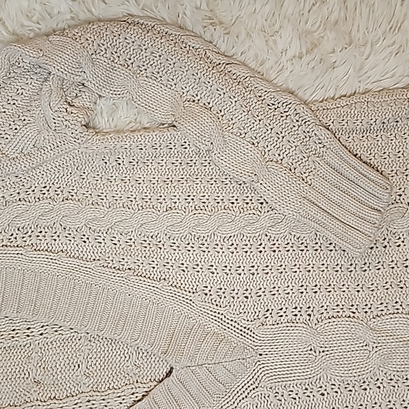 The Limited Knit Sweater - Picture 4 of 4